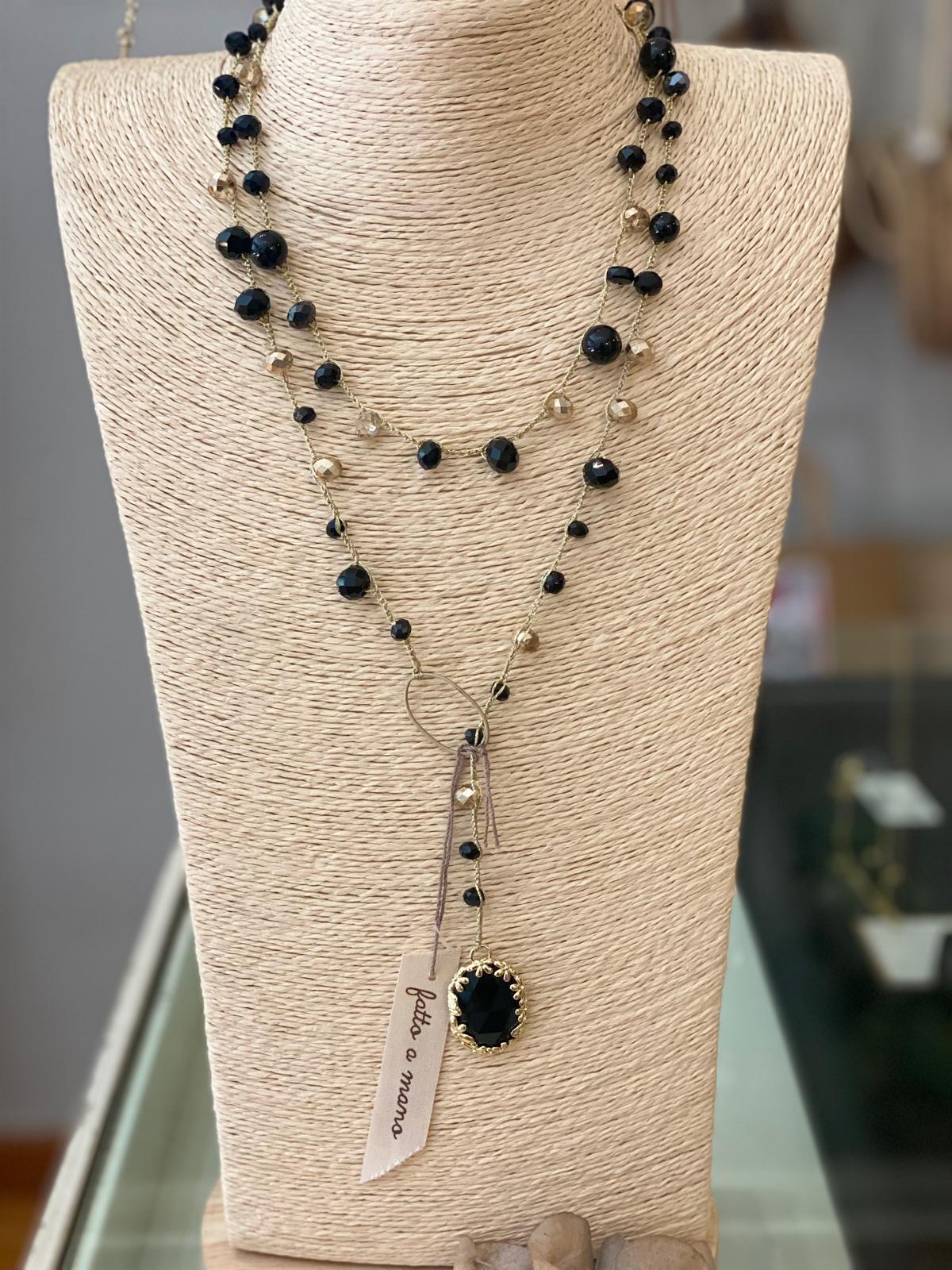 Collana lunga in pietre dure "Le Giravolte"