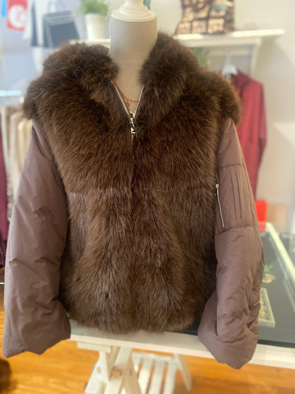 Giaccone tecnico ecopelliccia con cappuccio