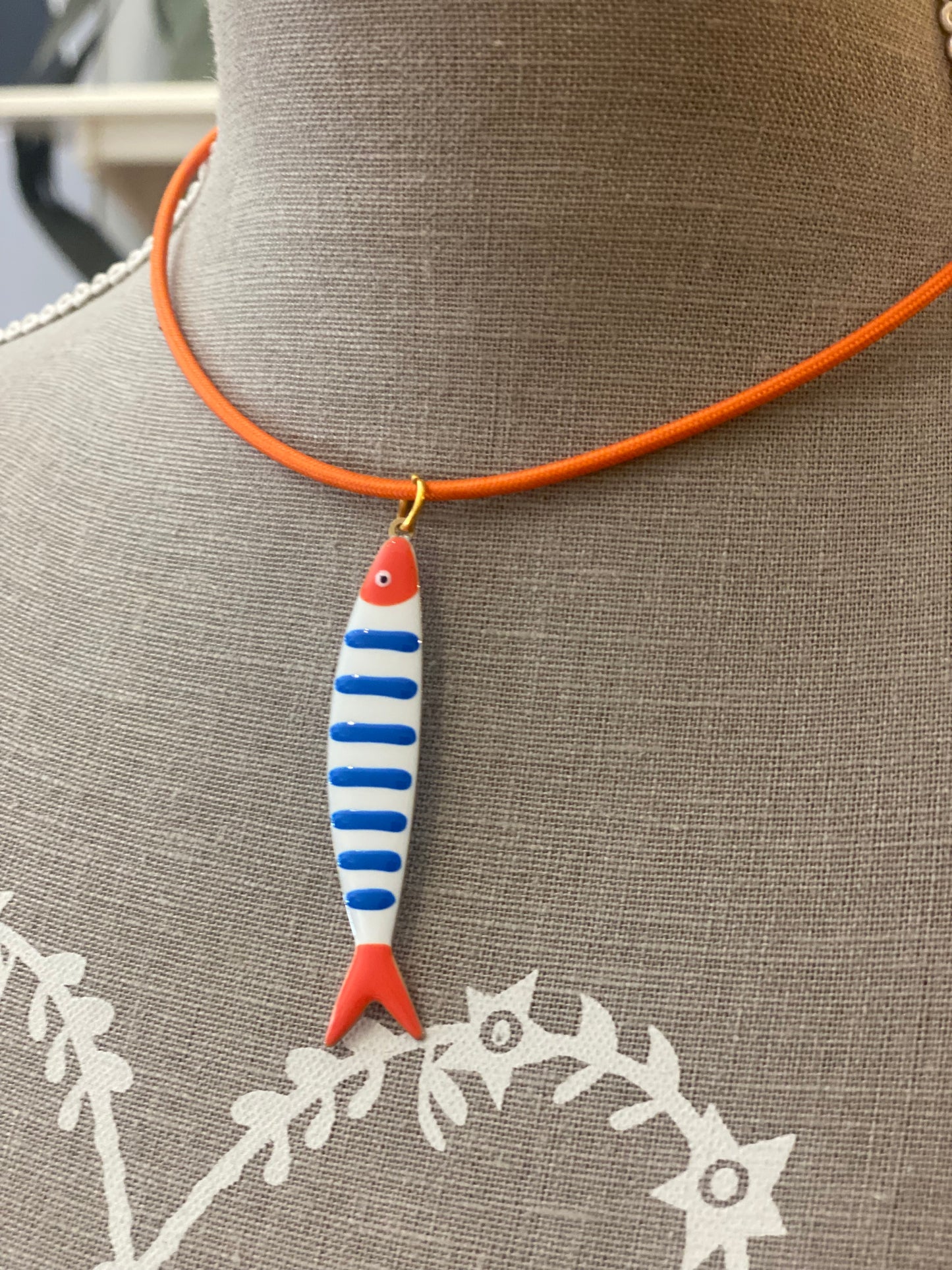 Girocolli magnetici con pesciolini 🐟