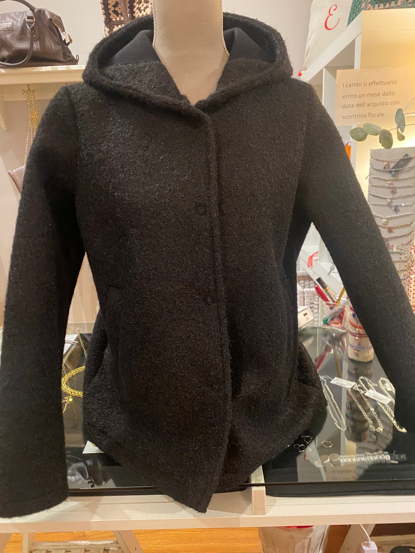 Giacca con cappuccio