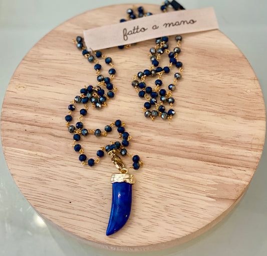 Collana lunga - corno in pietra piccolo