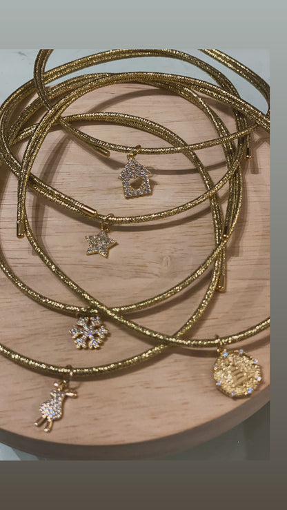 Girocolli magnetici con pendente in zirconi