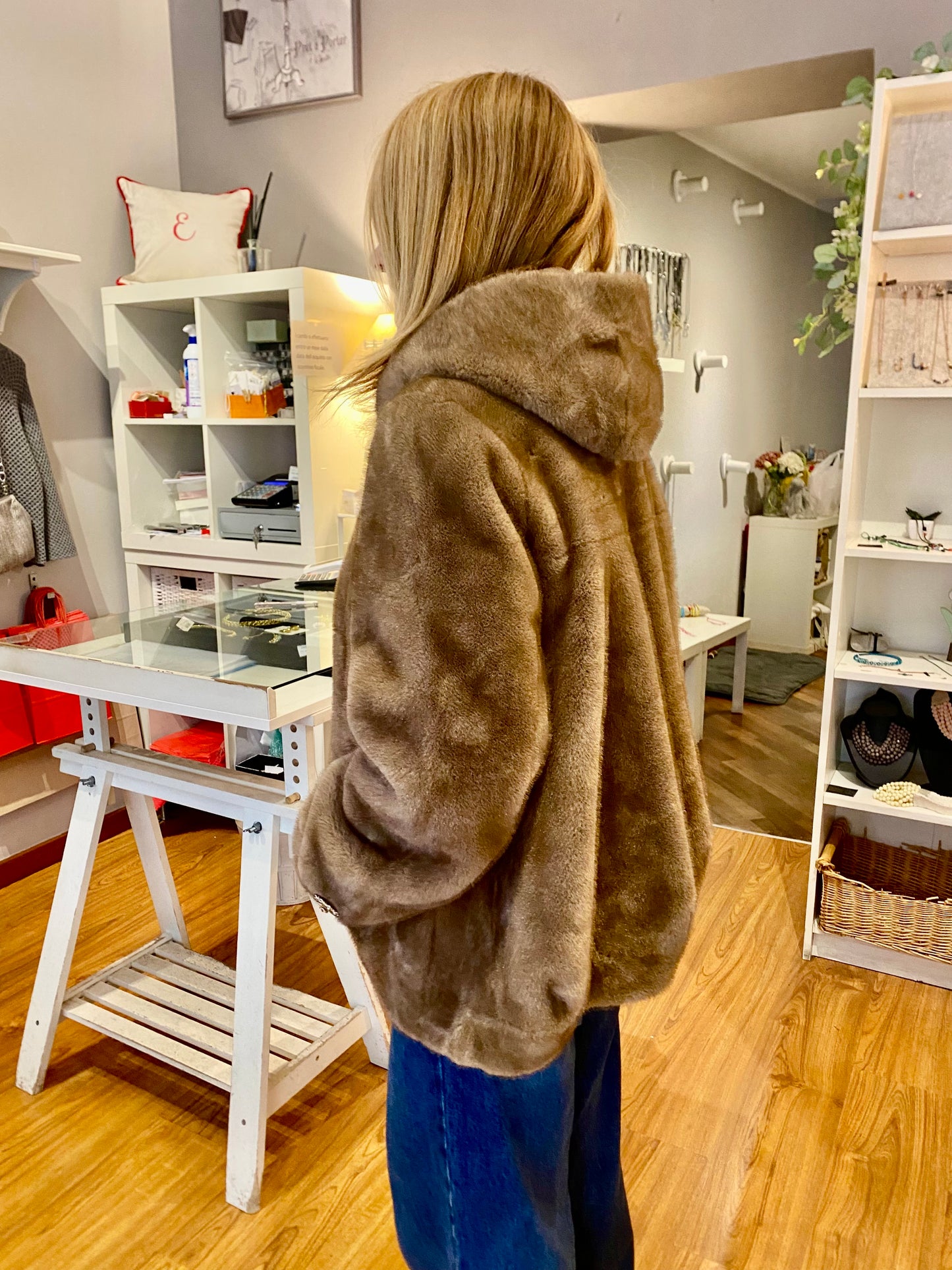 Giacca ecopelliccia caramello