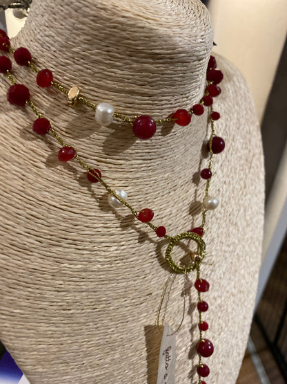 Collana lunga pietre dure perle fiume  e cristalli "Le Giravolte"