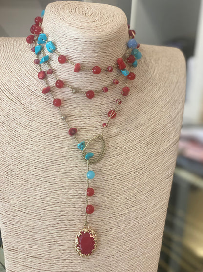 Collana lunga pietre dure perle fiume  e cristalli "Le Giravolte"