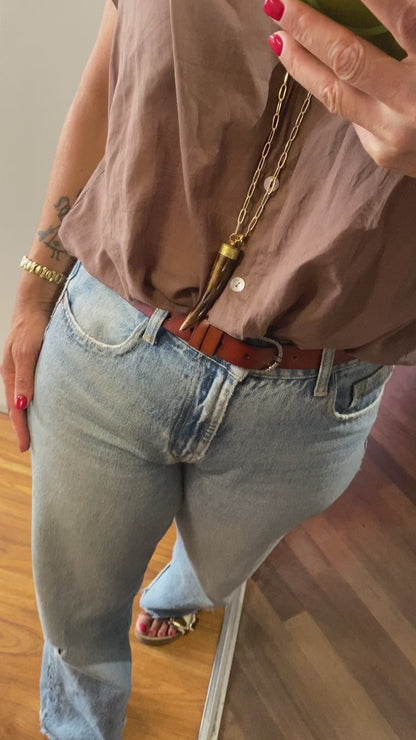 Collana lunga con corno in legno